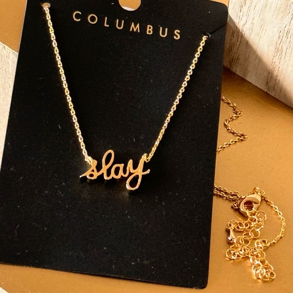 Slay script gold plated necklace - Picture 4 of 6